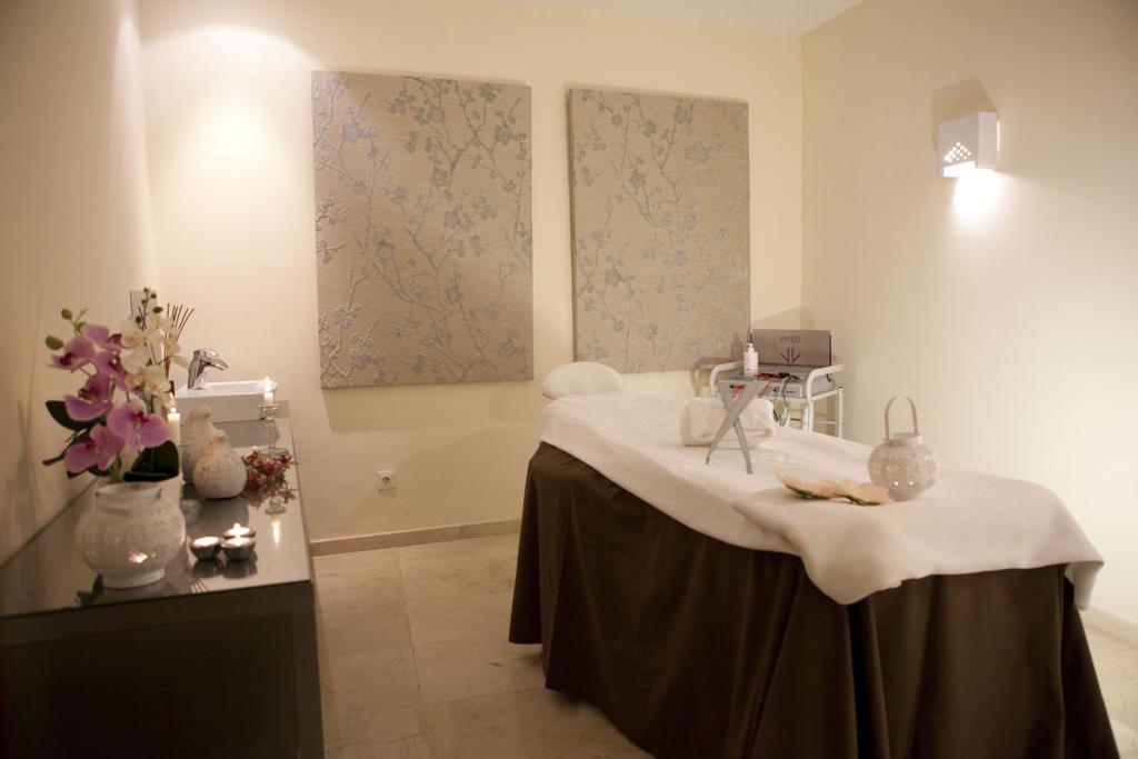 Bhc Boutique Hostal Cala Millor Cala Millor  Exterior photo